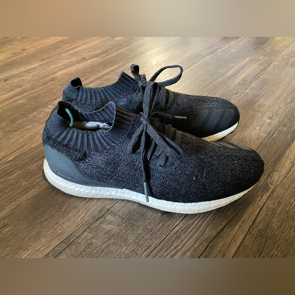 Adidas Ultraboost black men’s 10